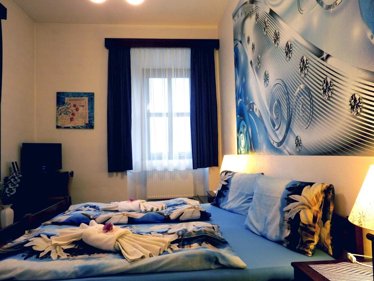Hotel Stará škola na Šumavě Hořice na Šumavě Esterno foto