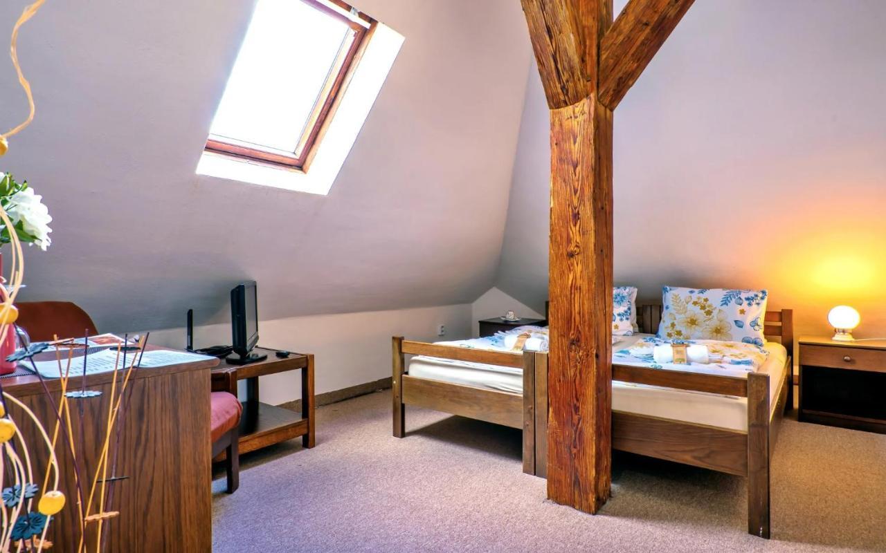 Hotel Stará škola na Šumavě Hořice na Šumavě Esterno foto