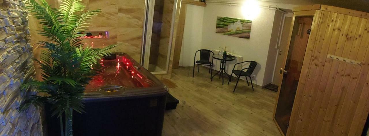 Hotel Stará škola na Šumavě Hořice na Šumavě Esterno foto